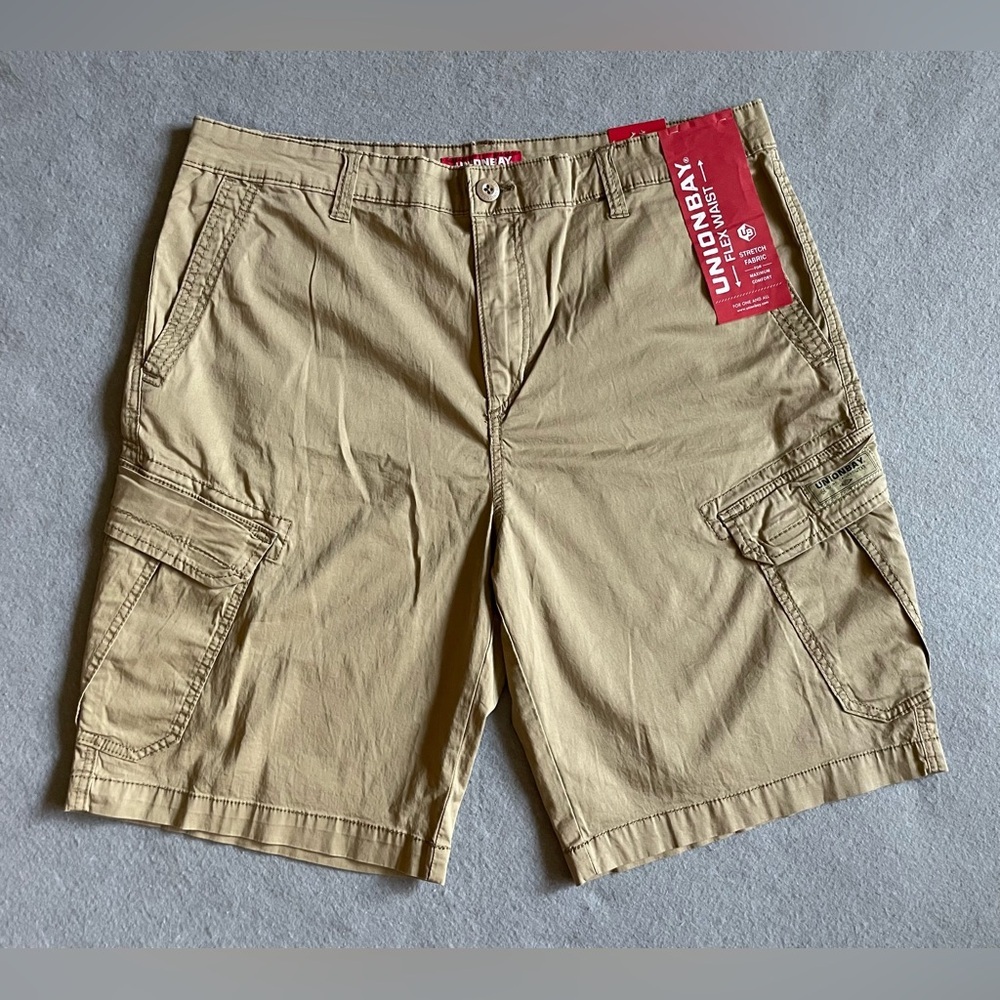 UNIONBAY Khaki Cargo Shorts for Men